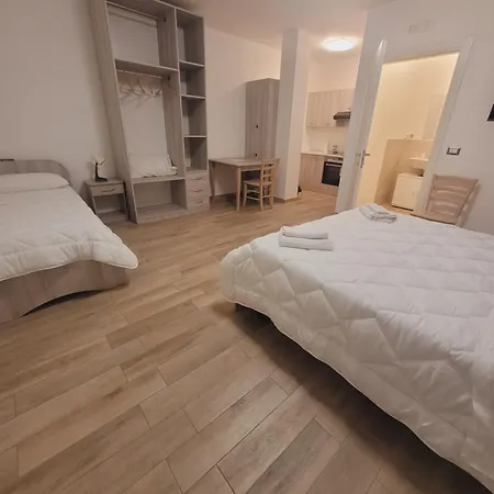 Apartment House Airport 3
