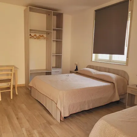 House Airport 3 Apartment